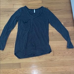 Z SUPPLY long sleeve, v-neck, t shirt